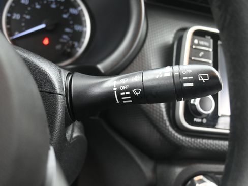 Used 2024 Nissan Kicks S FWD image 28