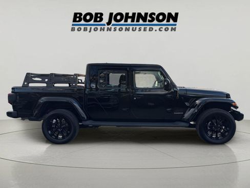 Used 2023 Jeep Gladiator Overland image 8