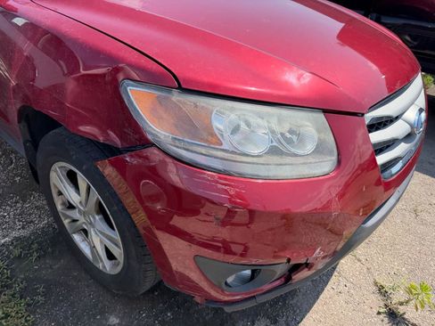 Used 2012 Hyundai Santa Fe SE FWD image 5