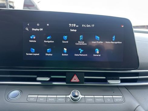 Used 2024 Hyundai Elantra SEL image 43