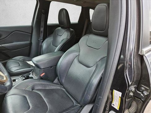 Used 2014 Jeep Cherokee Limited w/ Luxury Group image 19