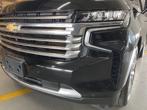 Used 2021 Chevrolet Tahoe High Country AWD/4WD image 10