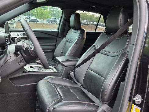 Used 2023 Ford Explorer ST w/ Equipment Group 401A AWD/4WD image 12