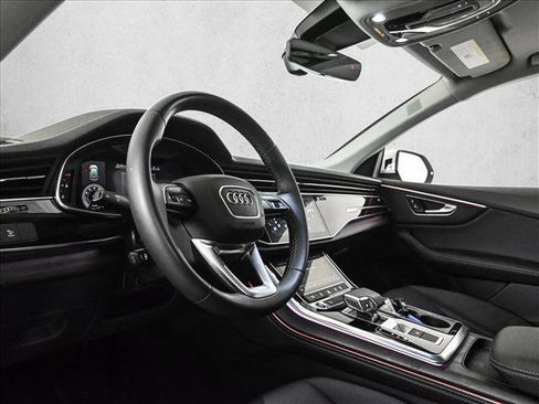 Used 2023 Audi Q8 Premium Plus w/ Premium Plus Package image 10