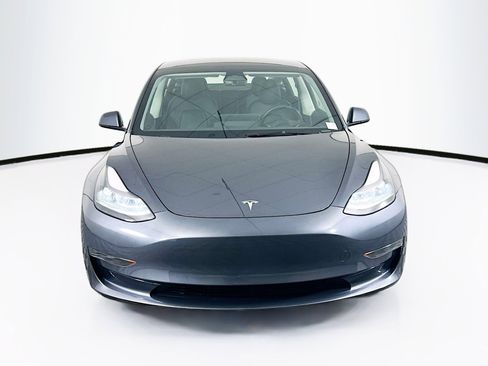 Used 2023 Tesla Model 3 Standard Range RWD image 2