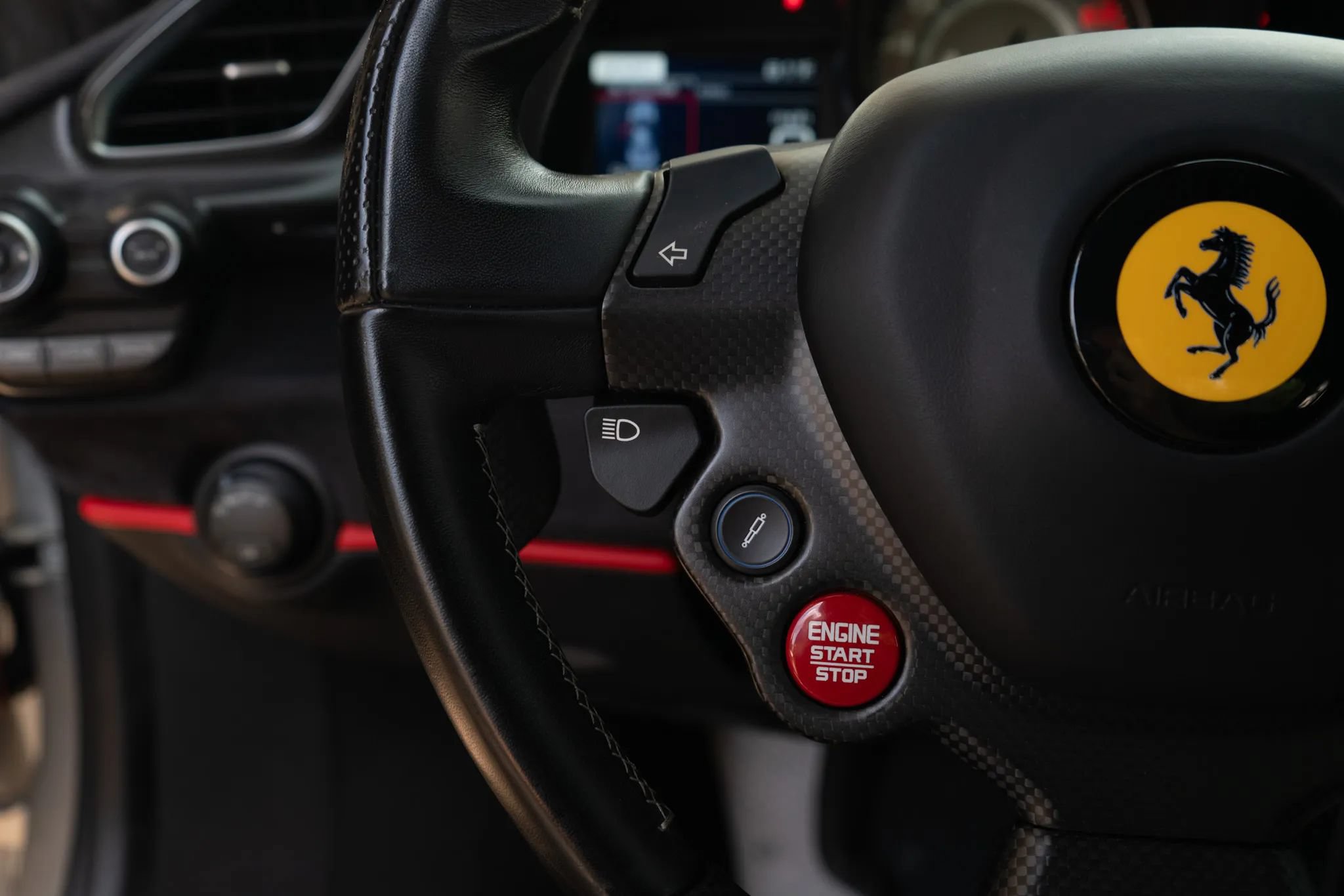 Used 2019 Ferrari 488 Pista Coupe RWD image 20