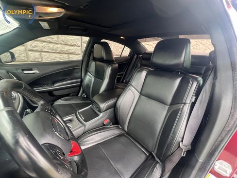 Used 2019 Dodge Charger SXT w/ Leather Interior Group image 39