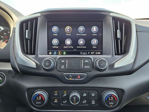 Used 2024 GMC Terrain SLT FWD image 22