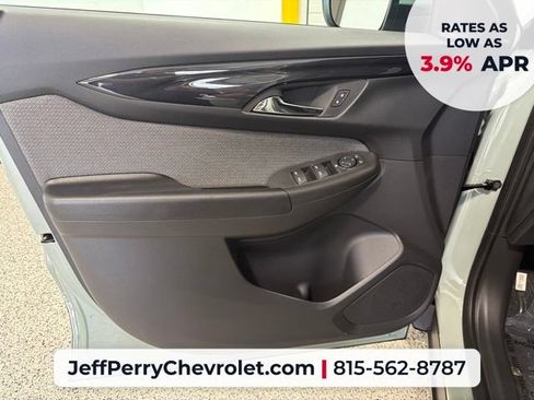 New 2026 Chevrolet TrailBlazer LT w/ LT Cold Weather Package FWD image 8