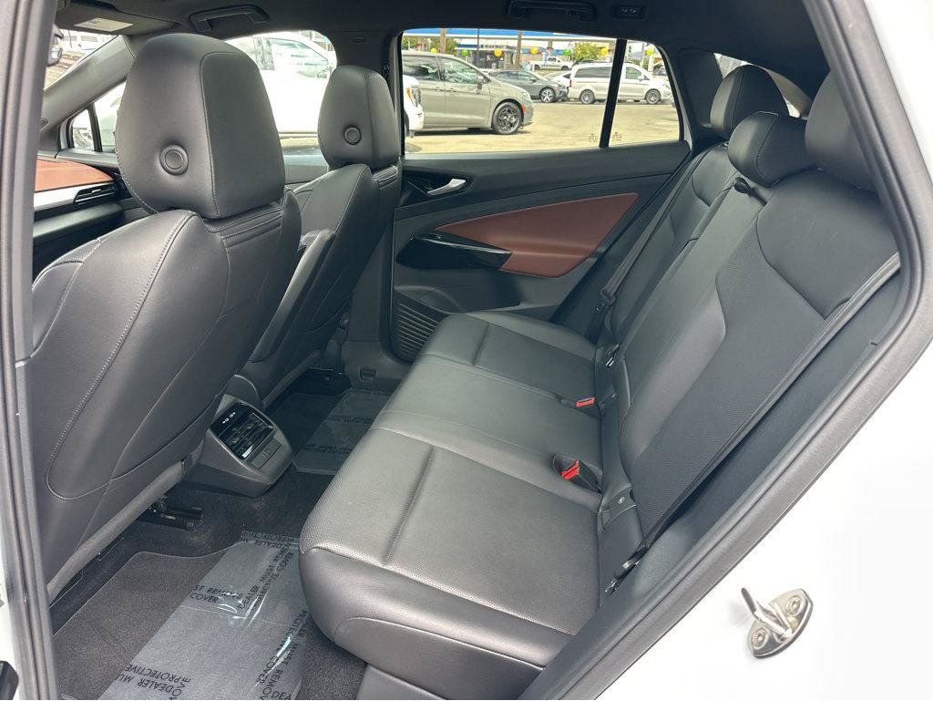 Used 2021 Volkswagen ID.4 Pro S w/ ID.4 Protection Package RWD image 10