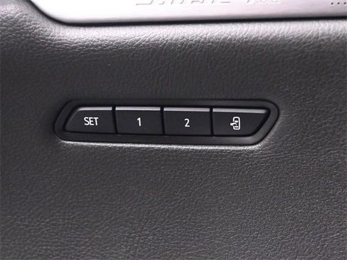 Used 2022 Cadillac XT6 Sport w/ LPO, ONYX Package image 34