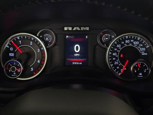 Used 2024 RAM 2500 Big Horn image 34