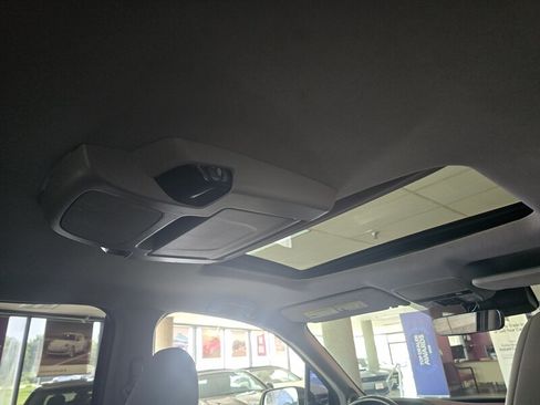 Used 2019 Honda Pilot Touring image 21