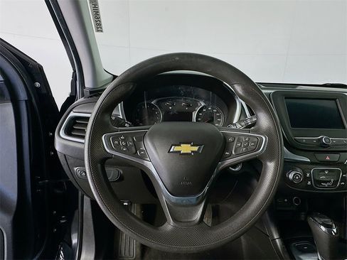 Used 2020 Chevrolet Equinox LT image 11