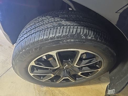 Used 2023 Chevrolet Tahoe RST w/ Luxury Package image 18