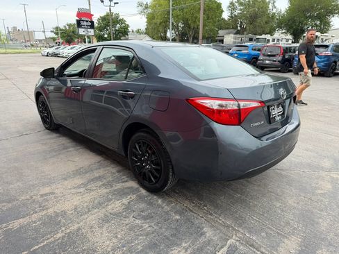 Used 2016 Toyota Corolla LE FWD image 5