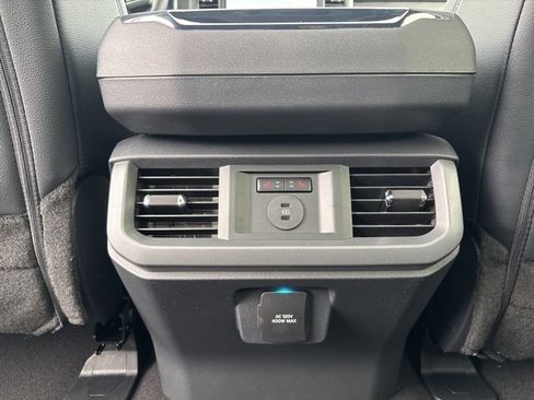 New 2025 Ford F150 Lariat w/ Equipment Group 502A High image 30