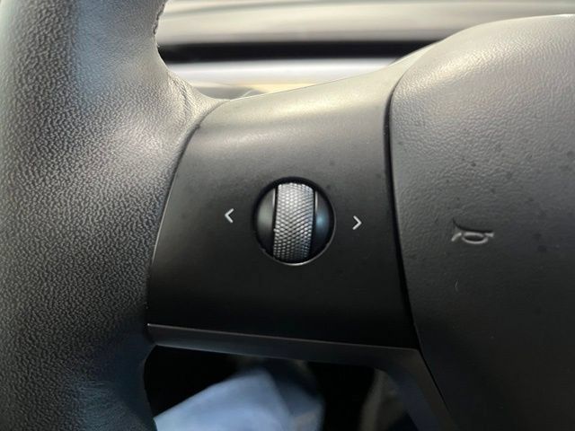 Used 2023 Tesla Model 3 Standard Range RWD image 22
