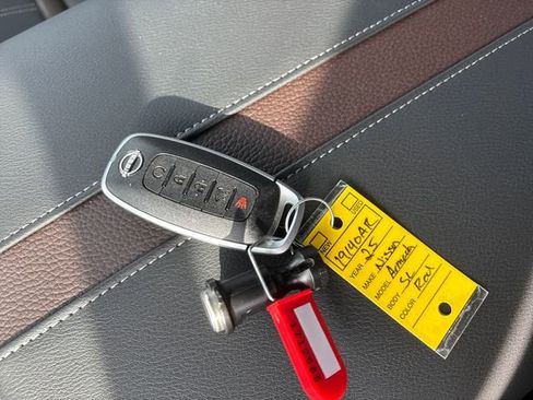 New 2025 Nissan Armada SL w/ Captain's Chari Seat Package image 30