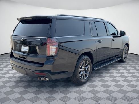 Certified 2024 Chevrolet Suburban Z71 w/ Off-Road Capability Package AWD/4WD image 9