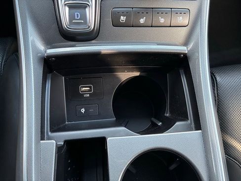 Used 2022 Hyundai Santa Fe Calligraphy image 37