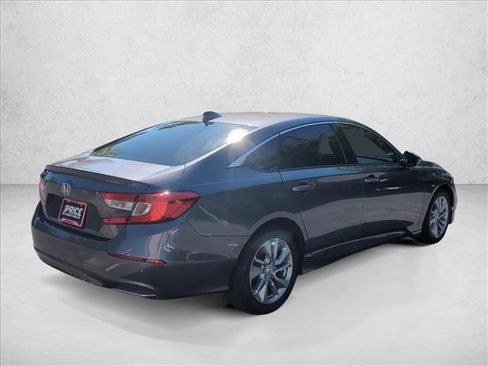 Used 2018 Honda Accord LX image 5
