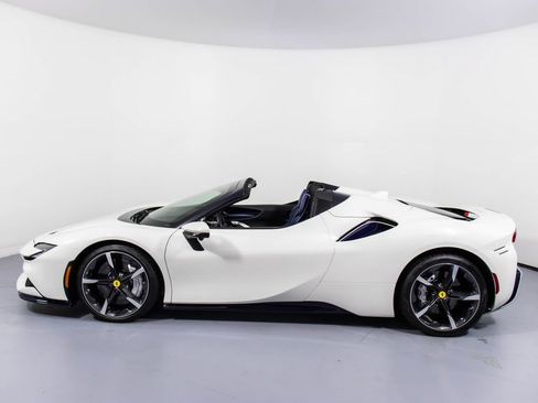 Certified 2022 Ferrari SF90 Spider AWD/4WD image 9