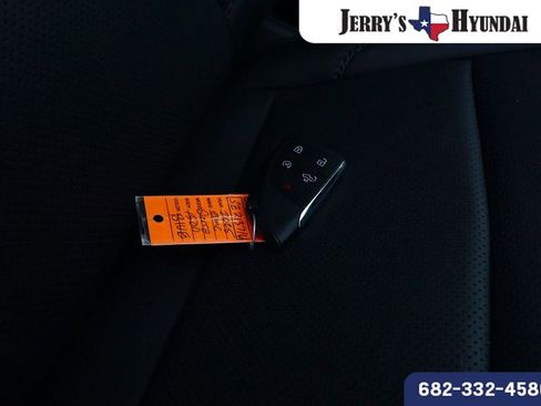 Used 2025 GMC Sierra 1500 Denali w/ Denali Reserve Package image 27