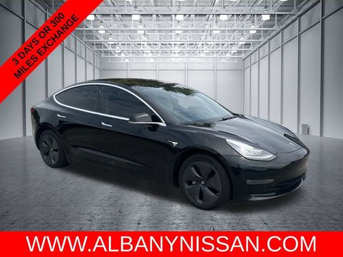 Used 2018 Tesla Model 3 Long Range RWD image 1