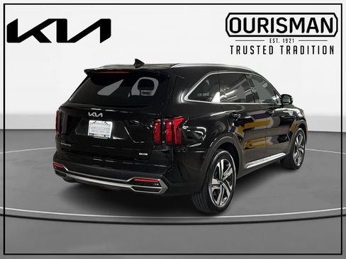Certified 2023 Kia Sorento EX AWD/4WD image 4