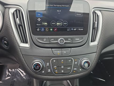 Used 2023 Chevrolet Malibu LT w/ Driver Confidence Package FWD image 18