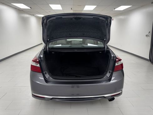 Used 2016 Honda Accord EX-L image 38