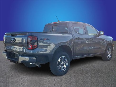 Used 2025 Ford Ranger XLT w/ Advanced Towing Package image 4