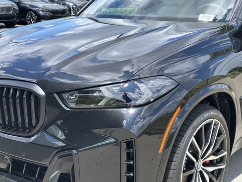 New 2026 BMW X5 xDrive40i w/ M Sport Package AWD/4WD image 6