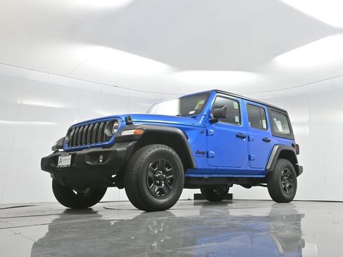 Used 2025 Jeep Wrangler Sport image 61