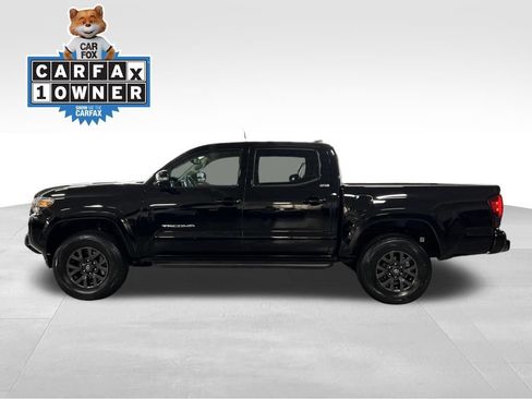 Used 2023 Toyota Tacoma SR5 w/ Technology Package AWD/4WD image 2