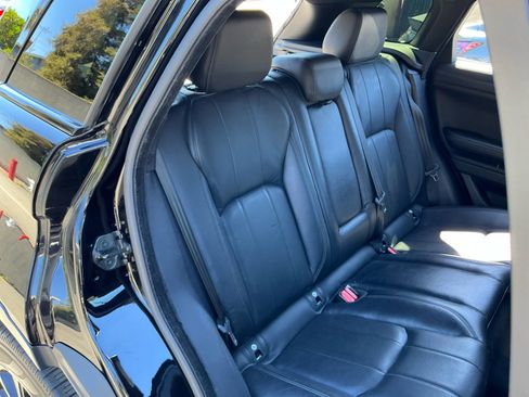 Used 2019 Land Rover Range Rover Evoque SE image 19