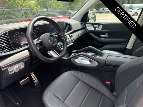 Certified 2026 Mercedes-Benz GLS 450 4MATIC image 9