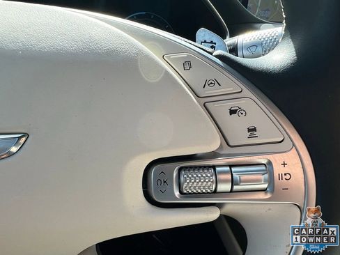 Used 2023 Genesis G80 image 39