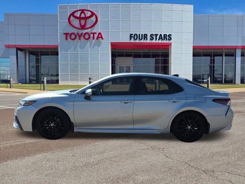 Used 2021 Toyota Camry XSE image 1