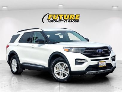 Certified 2023 Ford Explorer XLT w/ Equipment Group 202A