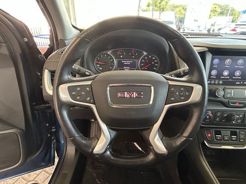 Used 2020 GMC Terrain SLT w/ Preferred Package FWD image 16