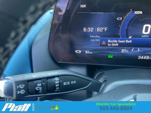 Used 2025 Chevrolet Equinox EV LT FWD image 30