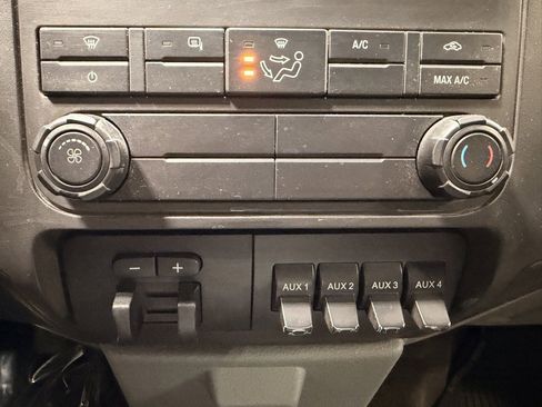 Used 2015 Ford F350 XL image 37