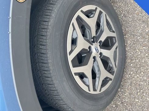 Used 2023 Subaru Forester Premium image 13