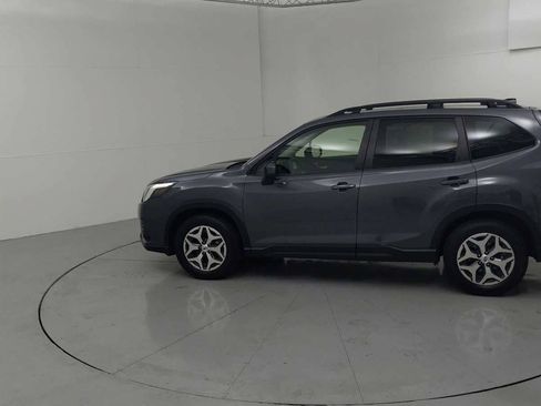 Certified 2024 Subaru Forester Premium AWD/4WD image 6