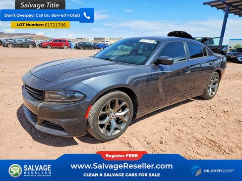 Used 2017 Dodge Charger SXT w/ Rallye Group RWD image 1