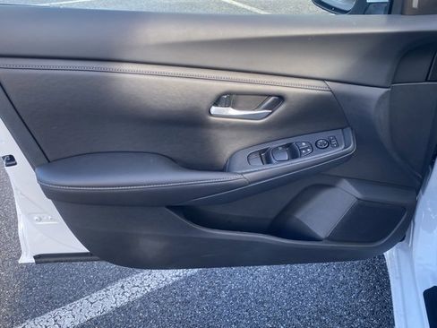 New 2025 Nissan Sentra SV image 11