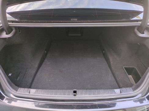 Used 2018 BMW 750i xDrive w/ Executive Package image 26