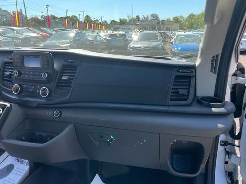 Used 2022 Ford Transit 350 148 High Roof AWD image 26